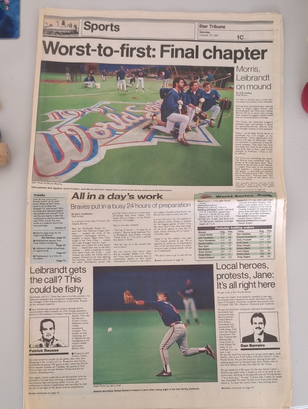 Vintage Sports Newspaper Spread — 'Worst-to-first: Final chapter' MN Twins